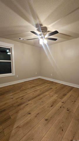 2205 S 19th Street, Paragould, AR 72450