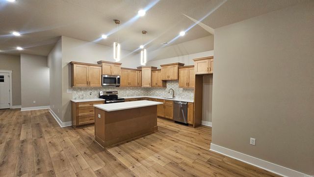 2205 S 19th Street, Paragould, AR 72450