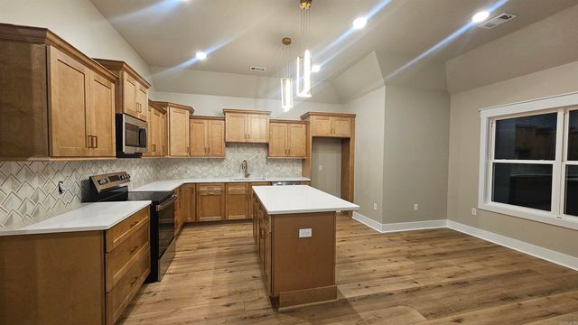 2205 S 19th Street, Paragould, AR 72450