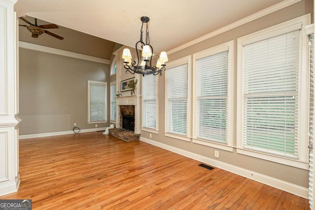 5674 Hollowbrooke Lane NW, Acworth, GA 30101