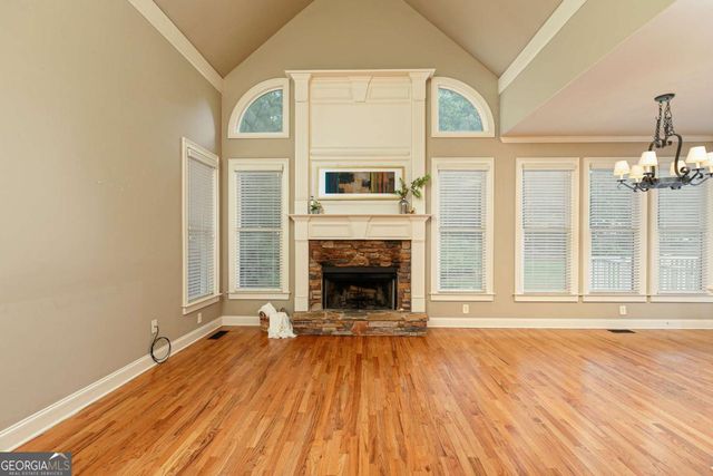 5674 Hollowbrooke Lane NW, Acworth, GA 30101
