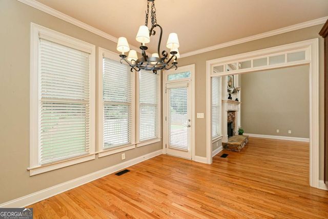 5674 Hollowbrooke Lane NW, Acworth, GA 30101