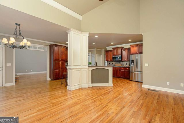 5674 Hollowbrooke Lane NW, Acworth, GA 30101