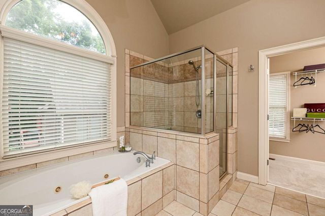 5674 Hollowbrooke Lane NW, Acworth, GA 30101