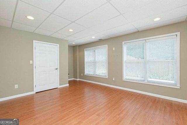 5674 Hollowbrooke Lane NW, Acworth, GA 30101