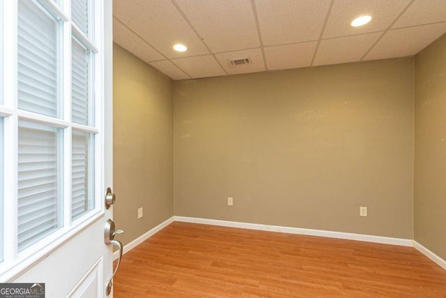 5674 Hollowbrooke Lane NW, Acworth, GA 30101