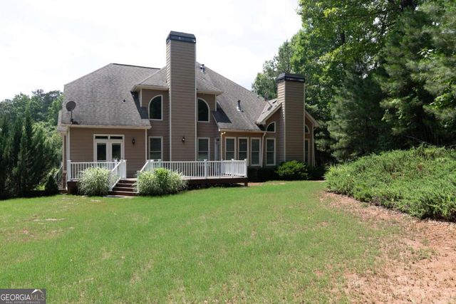 5674 Hollowbrooke Lane NW, Acworth, GA 30101