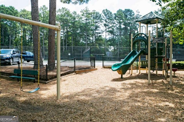 5674 Hollowbrooke Lane NW, Acworth, GA 30101
