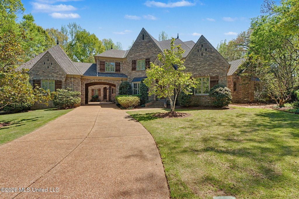 13921 Valley Oaks Drive, Olive Branch, MS 38654 — photo 3