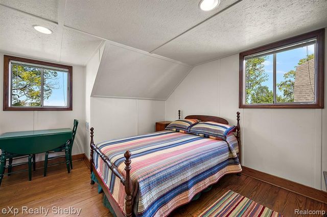 8395 N Channel - Harsens Island, Clay, MI 48001