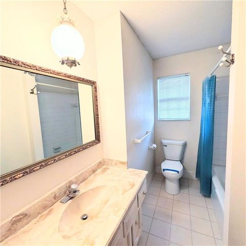 104 London Way, Belton, MO 64012