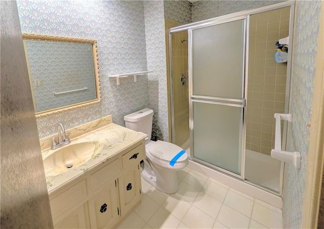 104 London Way, Belton, MO 64012