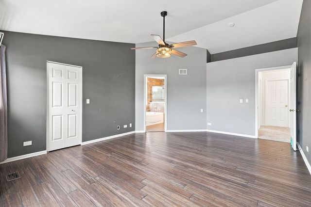 995 Christine Lane, Antioch, IL 60002