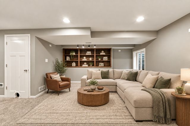 995 Christine Lane, Antioch, IL 60002