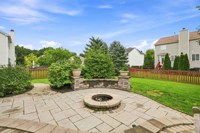 995 Christine Lane, Antioch, IL 60002