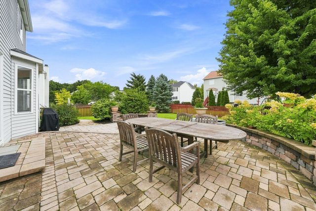 995 Christine Lane, Antioch, IL 60002