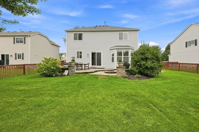995 Christine Lane, Antioch, IL 60002