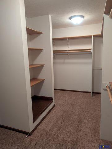 3125 Gunsmoke Drive, Lincoln, NE 68507