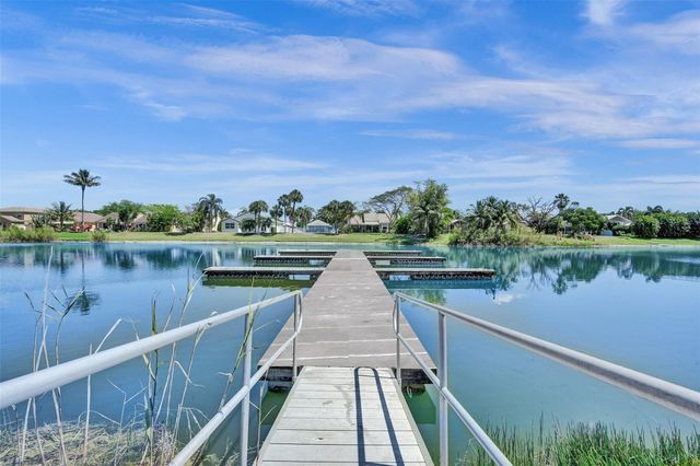 2301 NW 33rd Street 109, Oakland Park, FL 33309