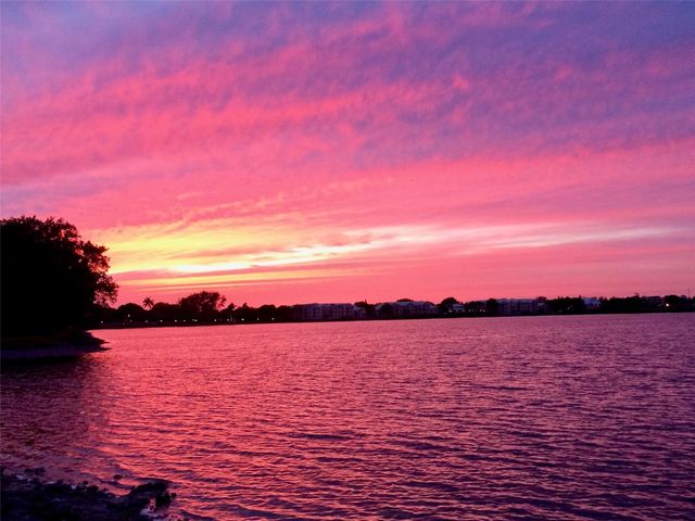 2301 NW 33rd Street 109, Oakland Park, FL 33309