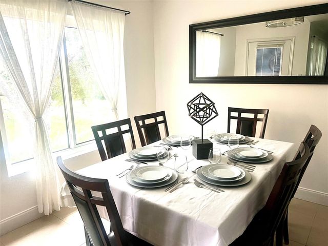 2301 NW 33rd Street 109, Oakland Park, FL 33309