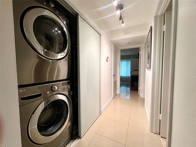 2301 NW 33rd Street 109, Oakland Park, FL 33309