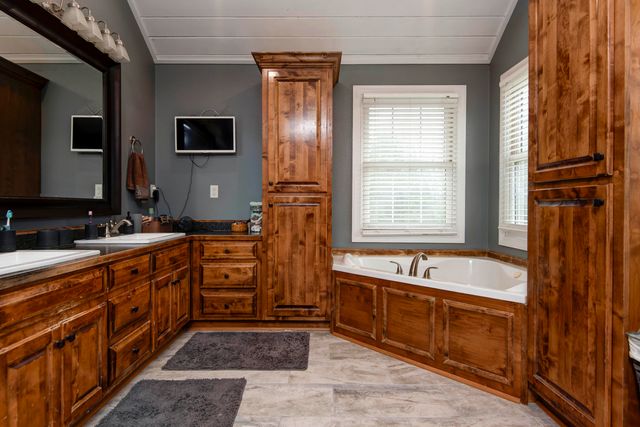 264 Black Oak Road, Fordland, MO 65652