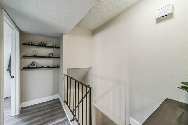 5634 Birchmont Drive 22, Houston, TX 77091
