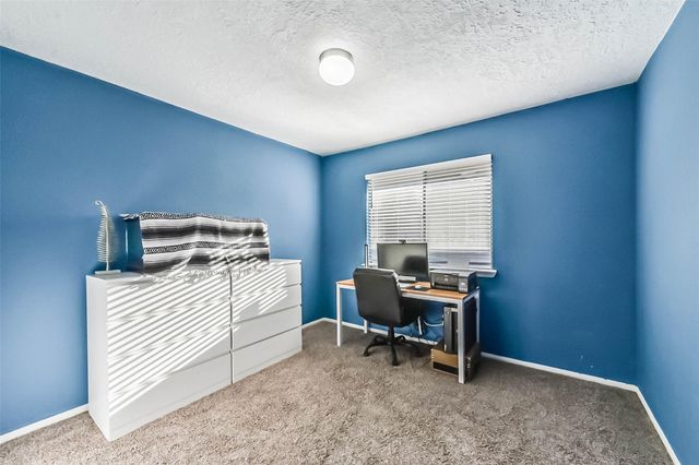 5634 Birchmont Drive 22, Houston, TX 77091