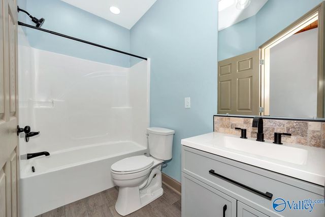 437 Shoreland Circle, Scottsboro, AL 35769