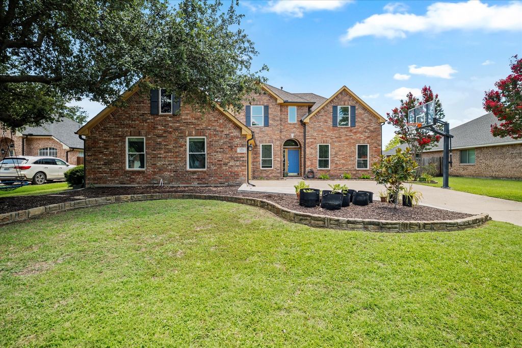 327 Village Trail, Trophy Club, TX 76262
