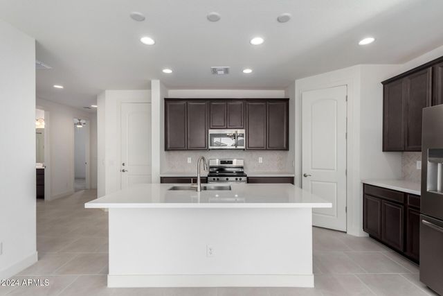 21591 W PAPAGO Street, Buckeye, AZ 85326