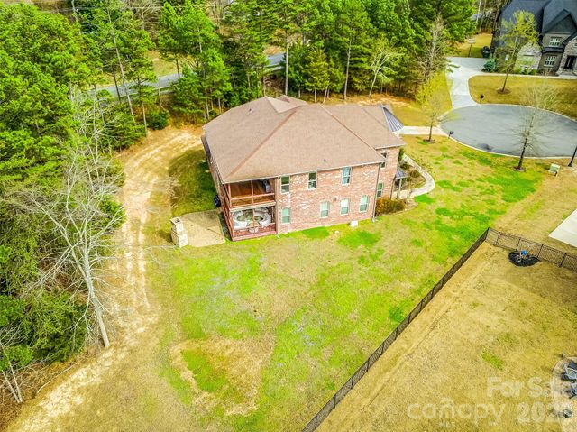 16202 Monnet Place Court, Charlotte, NC 28278