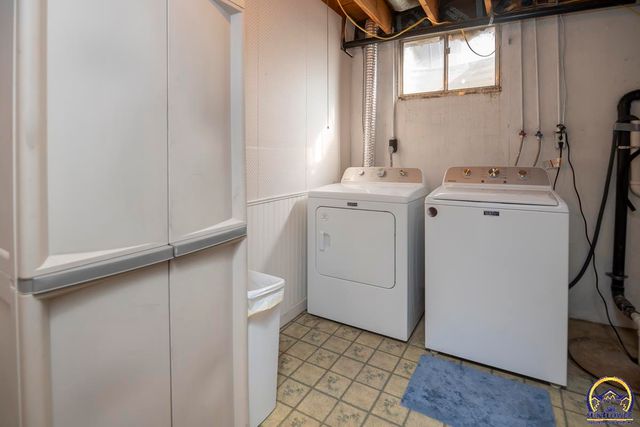 3330 SE Placid CT, Topeka, KS 66605