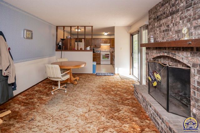 3330 SE Placid CT, Topeka, KS 66605