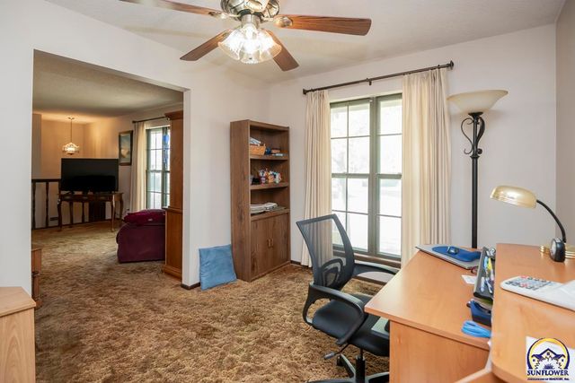 3330 SE Placid CT, Topeka, KS 66605