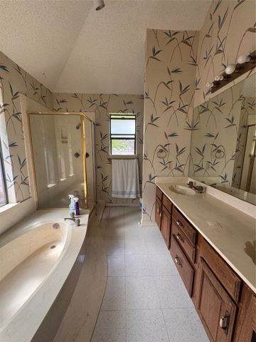 1318 Deer Ridge Drive, Duncanville, TX 75137