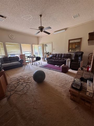 1318 Deer Ridge Drive, Duncanville, TX 75137