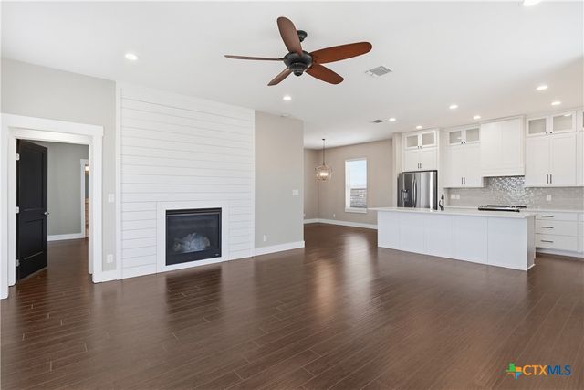 2948 Goodwin Lane, New Braunfels, TX 78130