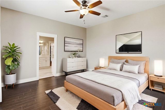 2948 Goodwin Lane, New Braunfels, TX 78130