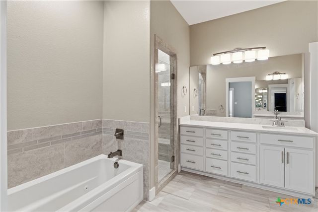 2948 Goodwin Lane, New Braunfels, TX 78130