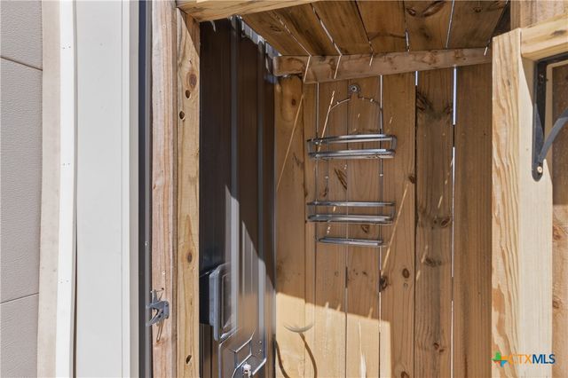 2948 Goodwin Lane, New Braunfels, TX 78130