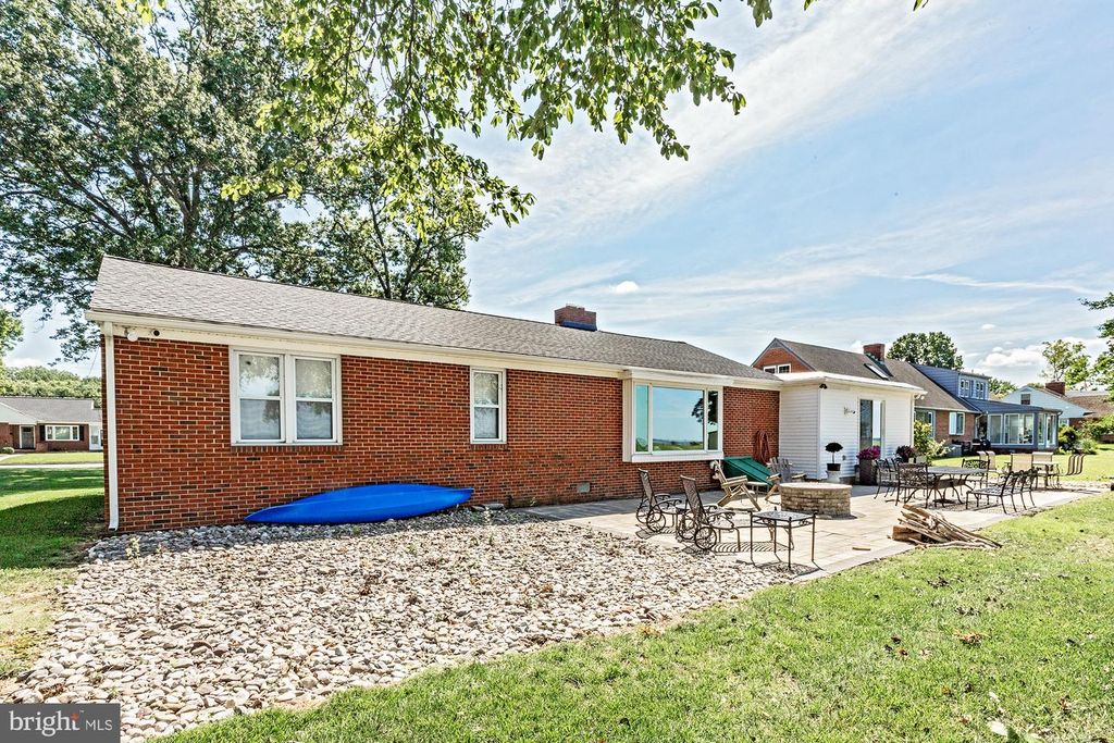 261 N RIVER DR, PENNSVILLE, NJ 08070 — photo 4