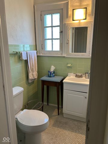 5245 Central Avenue 4, Indianapolis, IN 46220