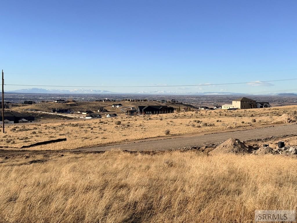 Image 2 of property listing at 11 Paintbrush Lane, Idaho Falls, ID 83406