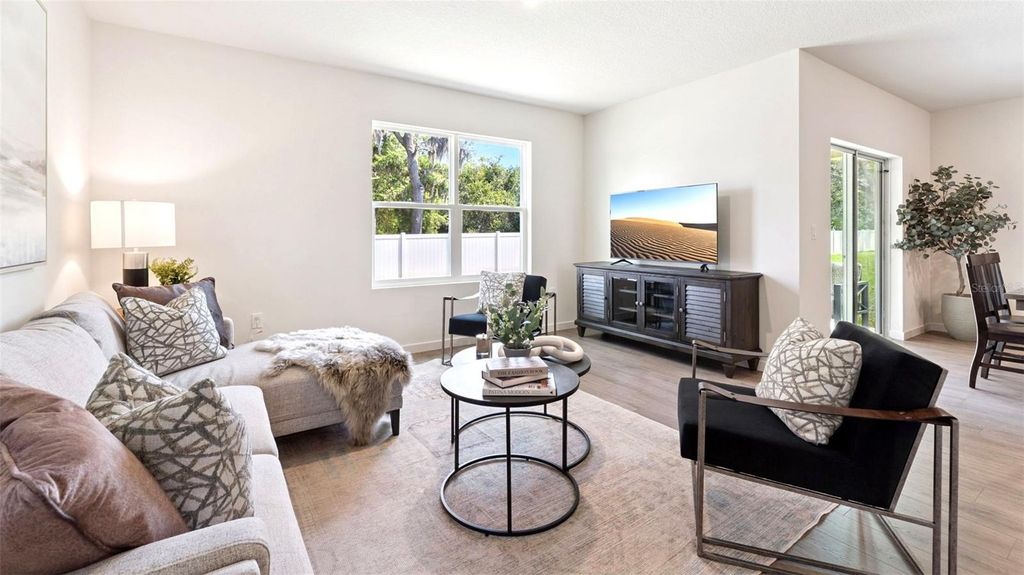 Image 7 of property listing at 2874 ELIO HAMMOCK DRIVE, St Cloud, FL 34773