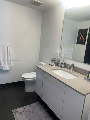 1600 NE 1st Ave 3012, Miami, FL 33132