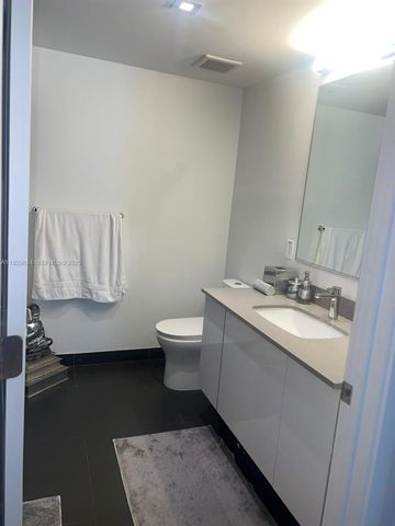 1600 NE 1st Ave 3012, Miami, FL 33132