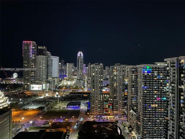 1600 NE 1st Ave 3012, Miami, FL 33132