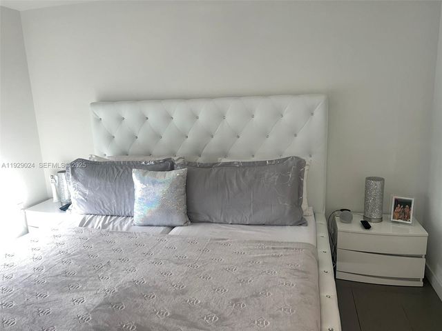 1600 NE 1st Ave 3012, Miami, FL 33132